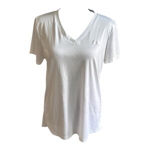 NWOT Women's white Under Armour v-neck shirt size large